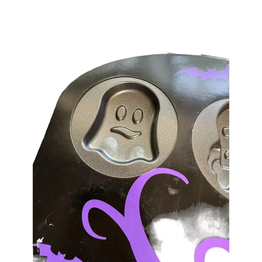 Wilton halloween cookie